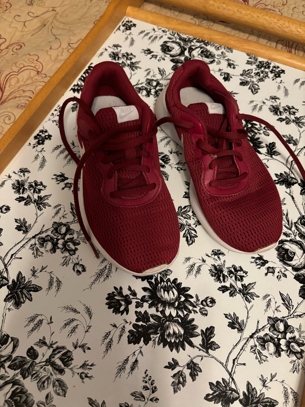 Nike Kids' Maroon Mesh Athletic Sneakers